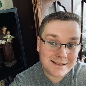 Meet your Posher, Christopher